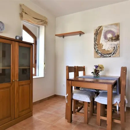 Apartamentos Turisticos Font Rotja - By Apturist Apartment *